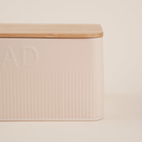      Bread - 331813