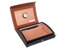  Howard Miller   10 , 