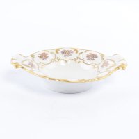  Queens Crown