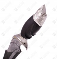 Авторский нож на подставке "раджас - акула" из дамасской стали з