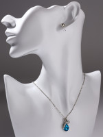 �������� 5 ���������: 4 ���� �����, ����� ���������, ���� ����-������� � ������� 40 ��